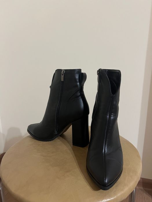 Жіночі черевички 36 шкіра