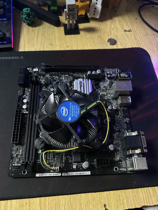 Процесор i7 8700 та материнка H310CM-DVS asrock