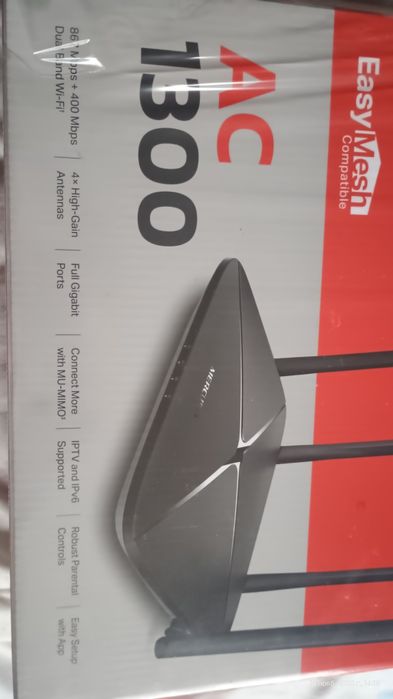 Вайфай роутер практически новый