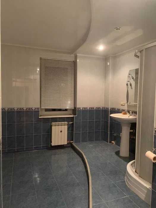 Продам квартиру 4+1! Лівий берег, 11 район!