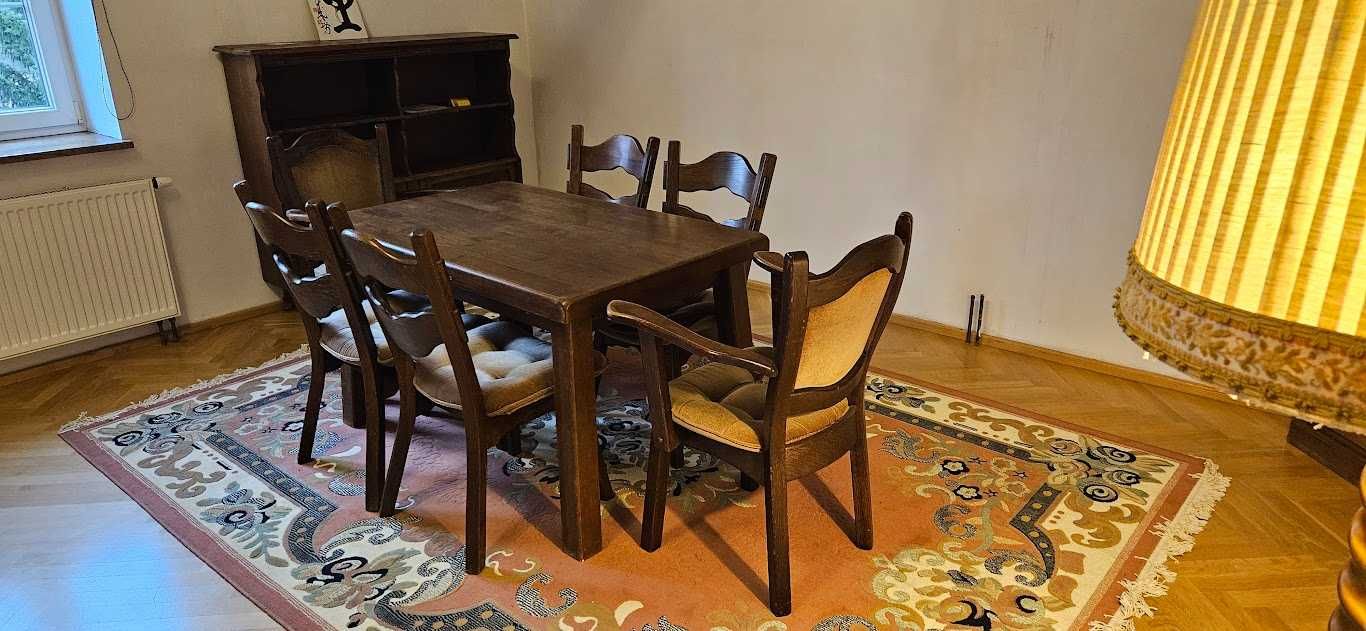 Piękny stół z drewna litego retro