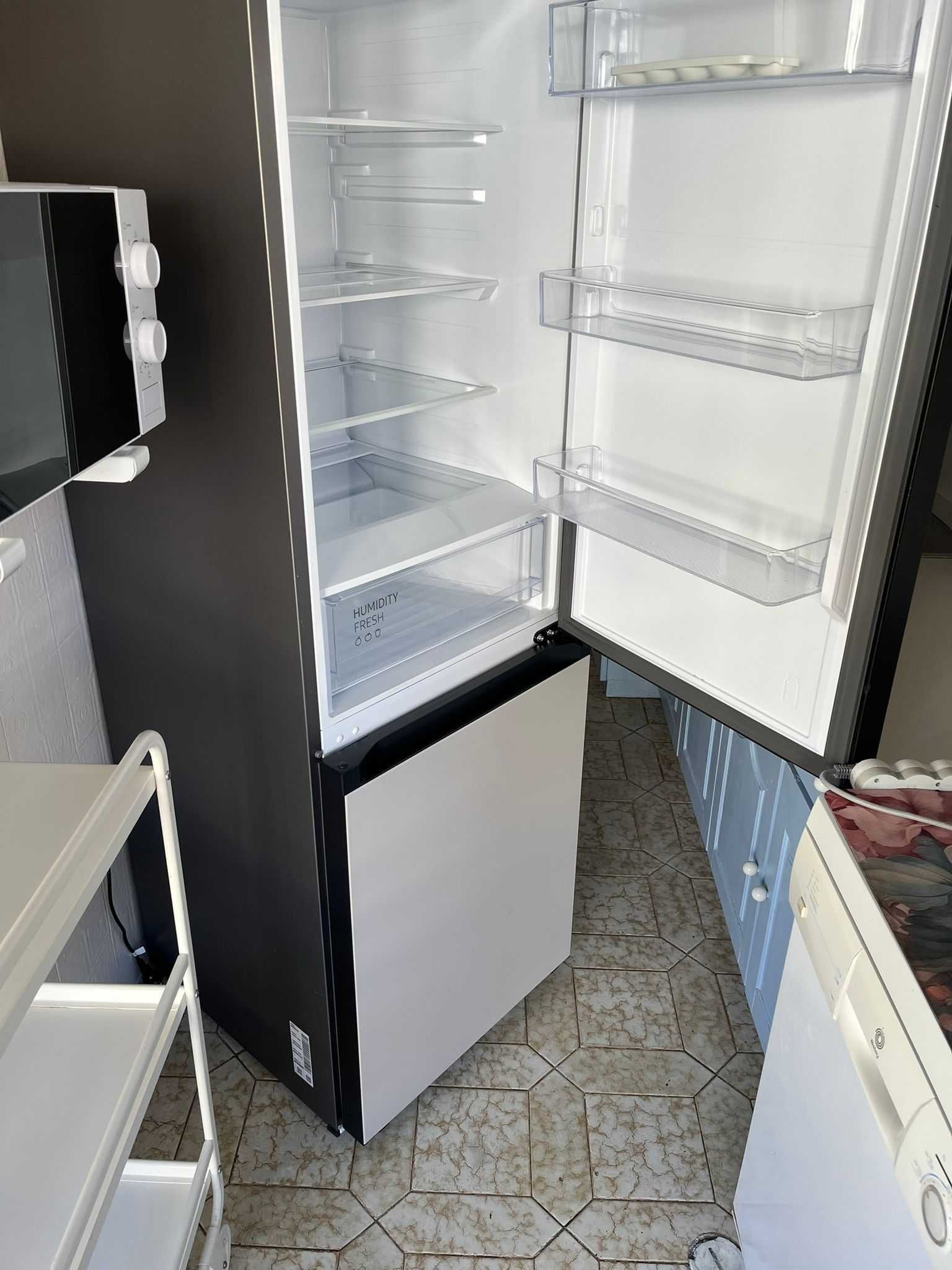 Frigorífico SAMSUNG RB34C6B1DCE/EF D (185 cm - 344 L - Creme)