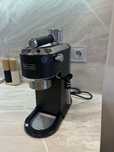 Ekspres DELONGHI Dedica Style EC685.BK