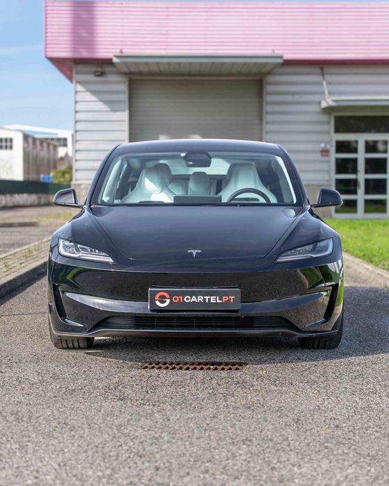 Tesla Model 3 Performance Tração Integral