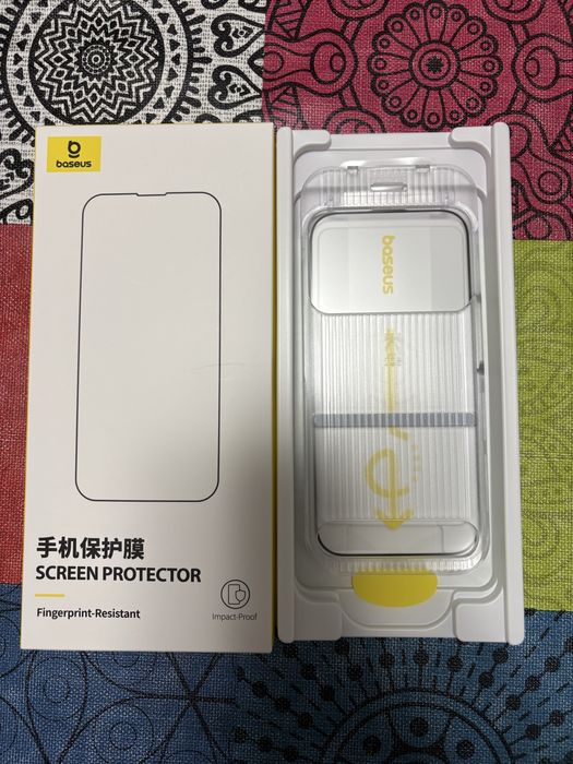 Pelicila de vidro premium com aplicador para iphone 16 Pro