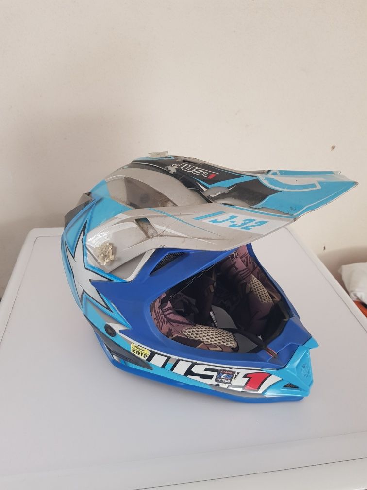 Capacete e Botas Enduro