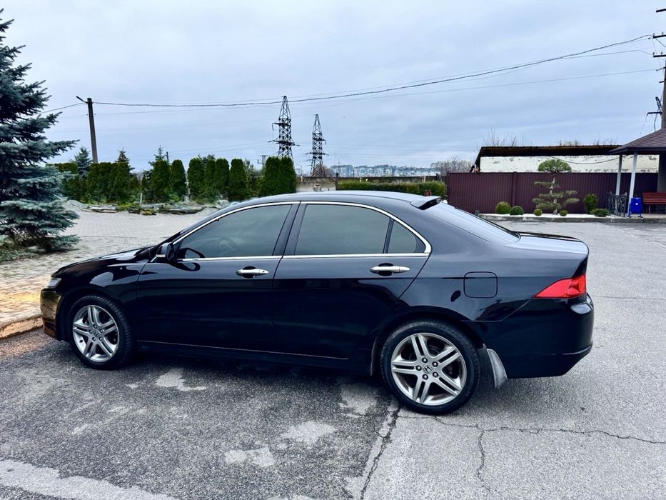 Honda Accord 2008 року 2 л бензин/автомат