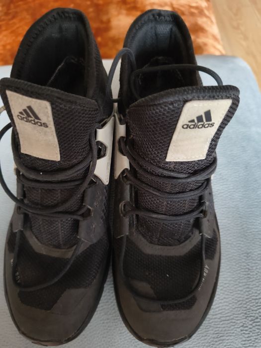 Buty sportowe Adidas roz 5,1/2