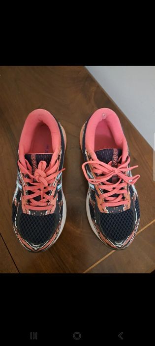 Tenis Asics usados
