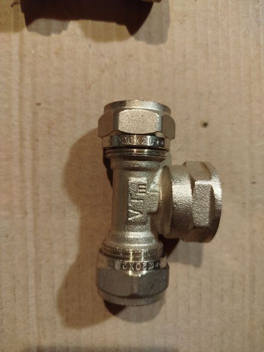 Краны 3/4 и фитинги всё НОВОЕ