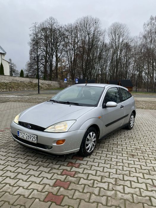 Ford Focus 1.4 B