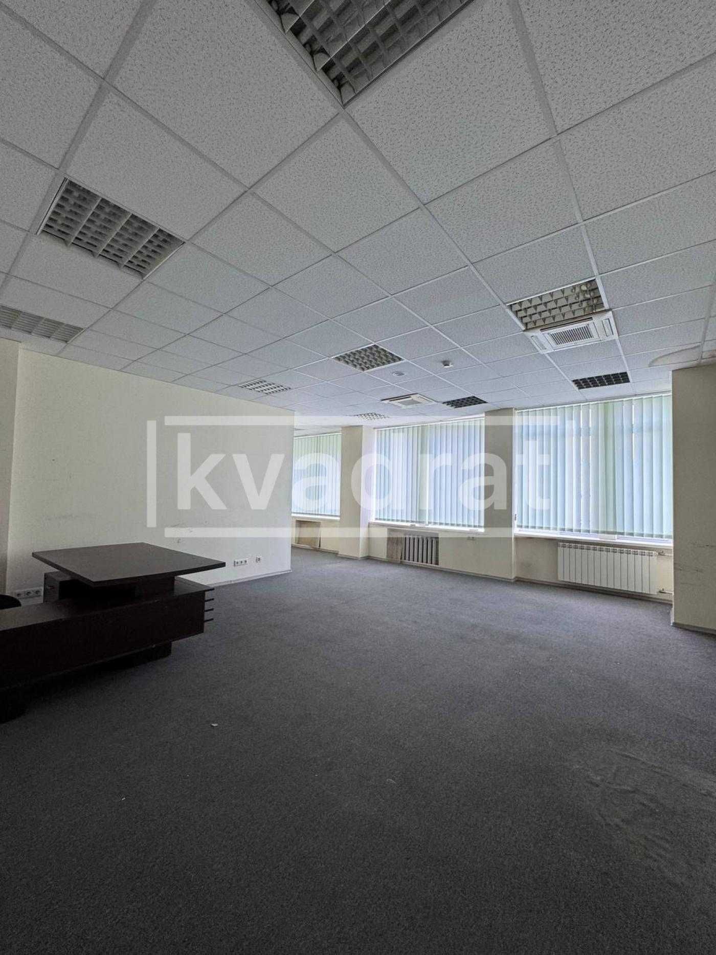 Оренда офісу open-space 900м2 в БЦ вул. Солом'янська 3 Соломʼянський р