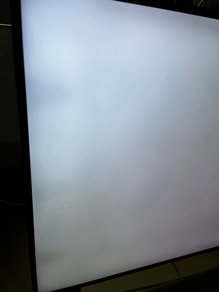 Телевізор Samsung UE43TU7005K Smart TV 4K