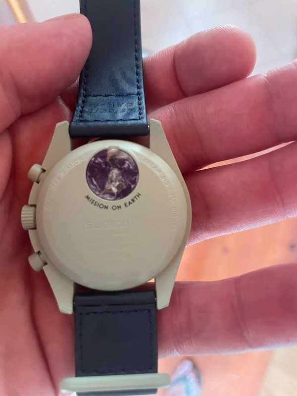 Omega x Swatch Edycja Lim. Misja do Ziemi: Czerwony Kosmos Teraz