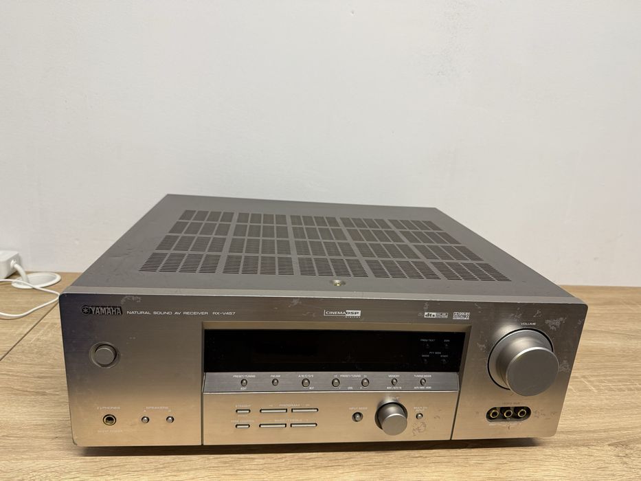 Amplituner Yamahy RX-V457