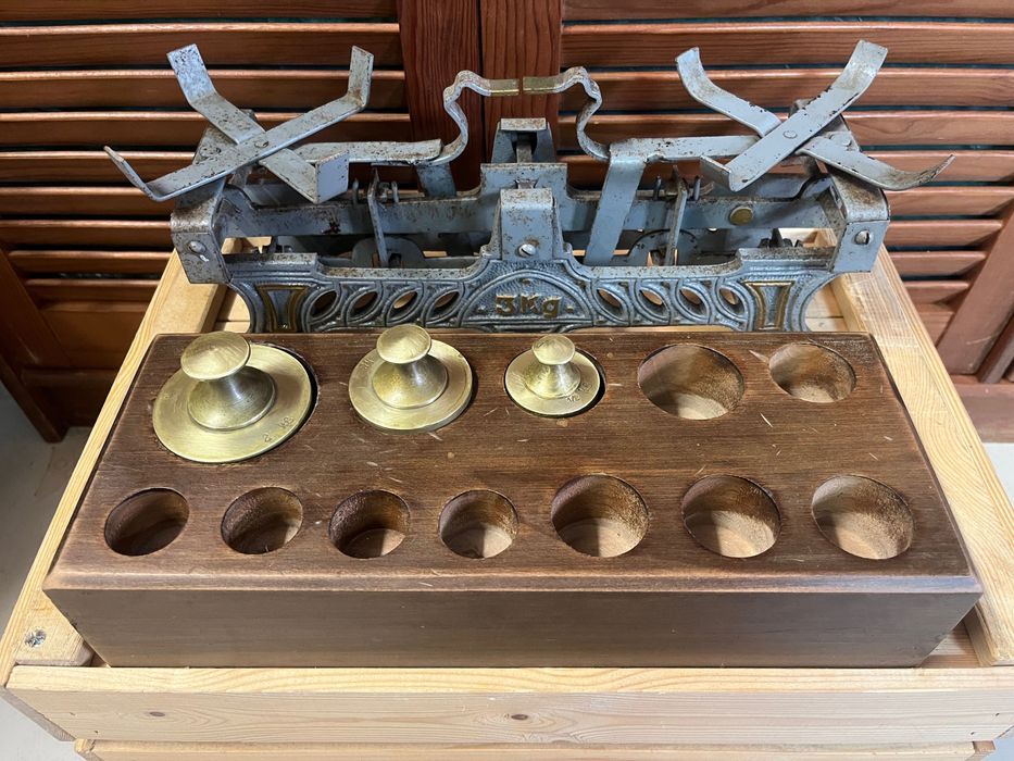 Balança + Pesos = Blocos