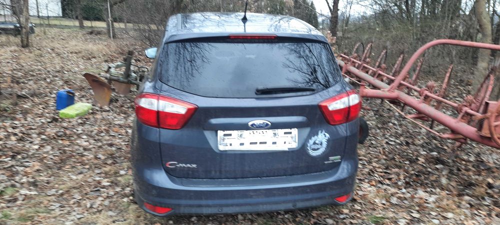 Ford C-Max uszkodzony