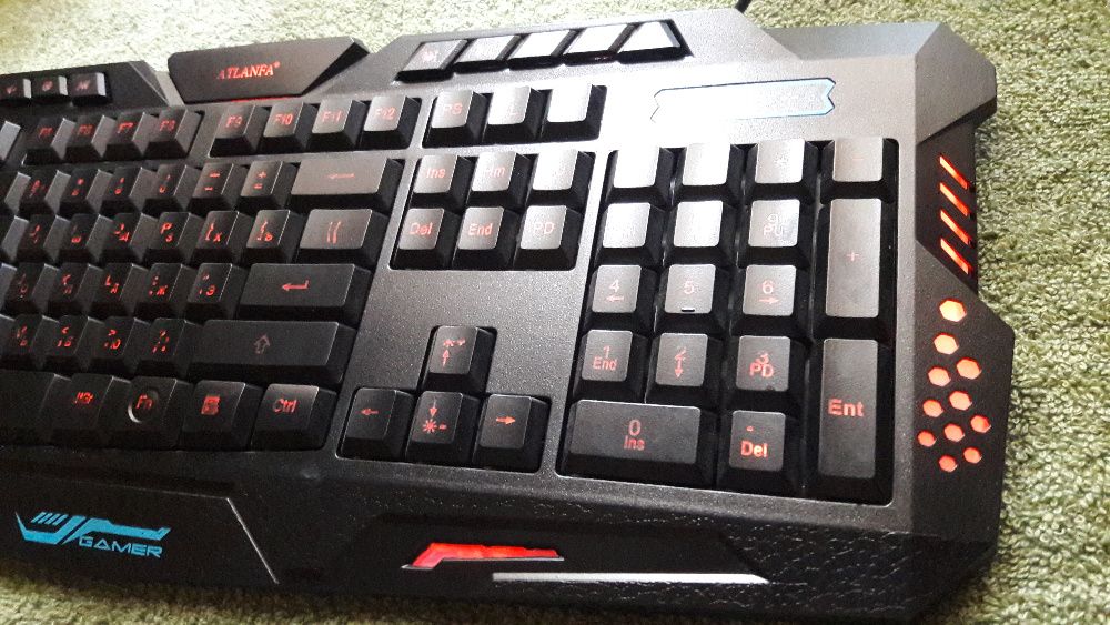 Игровая проводная клавиатура M200 (3 вида подсветк