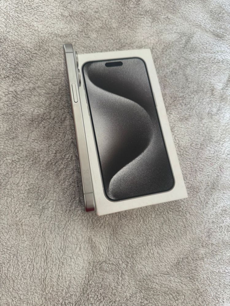 Iphone 15 Pro Max 256Gb Titanium Branco c/fatura e garantia (Troca)