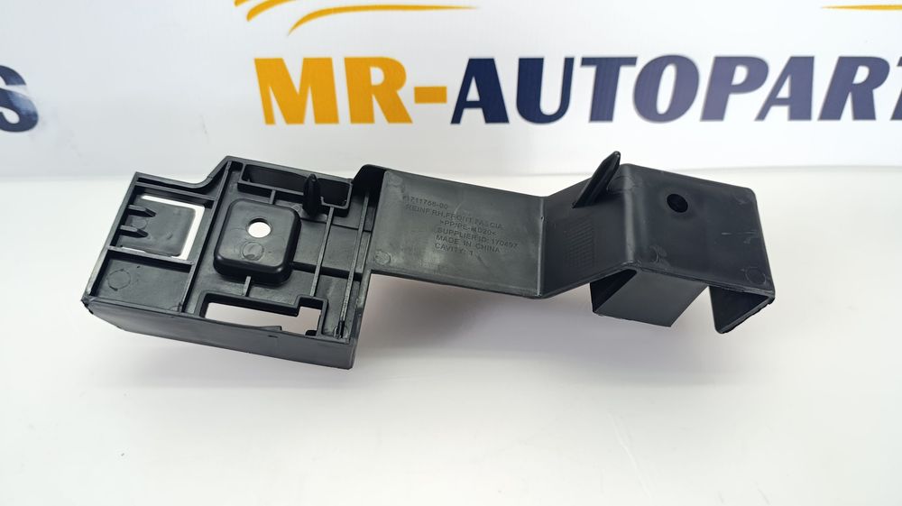 Кронштейн переднього бампера правий лівий Tesla Model 3 Highland