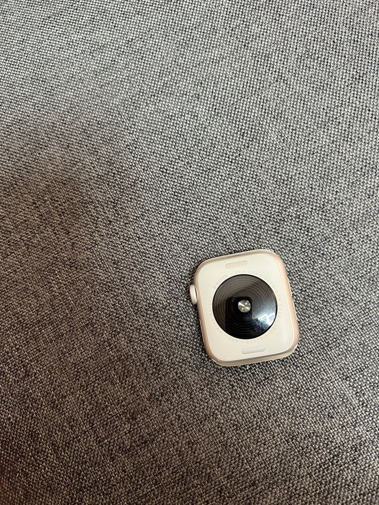 Apple Watch SE ( Gen2) 40 mm