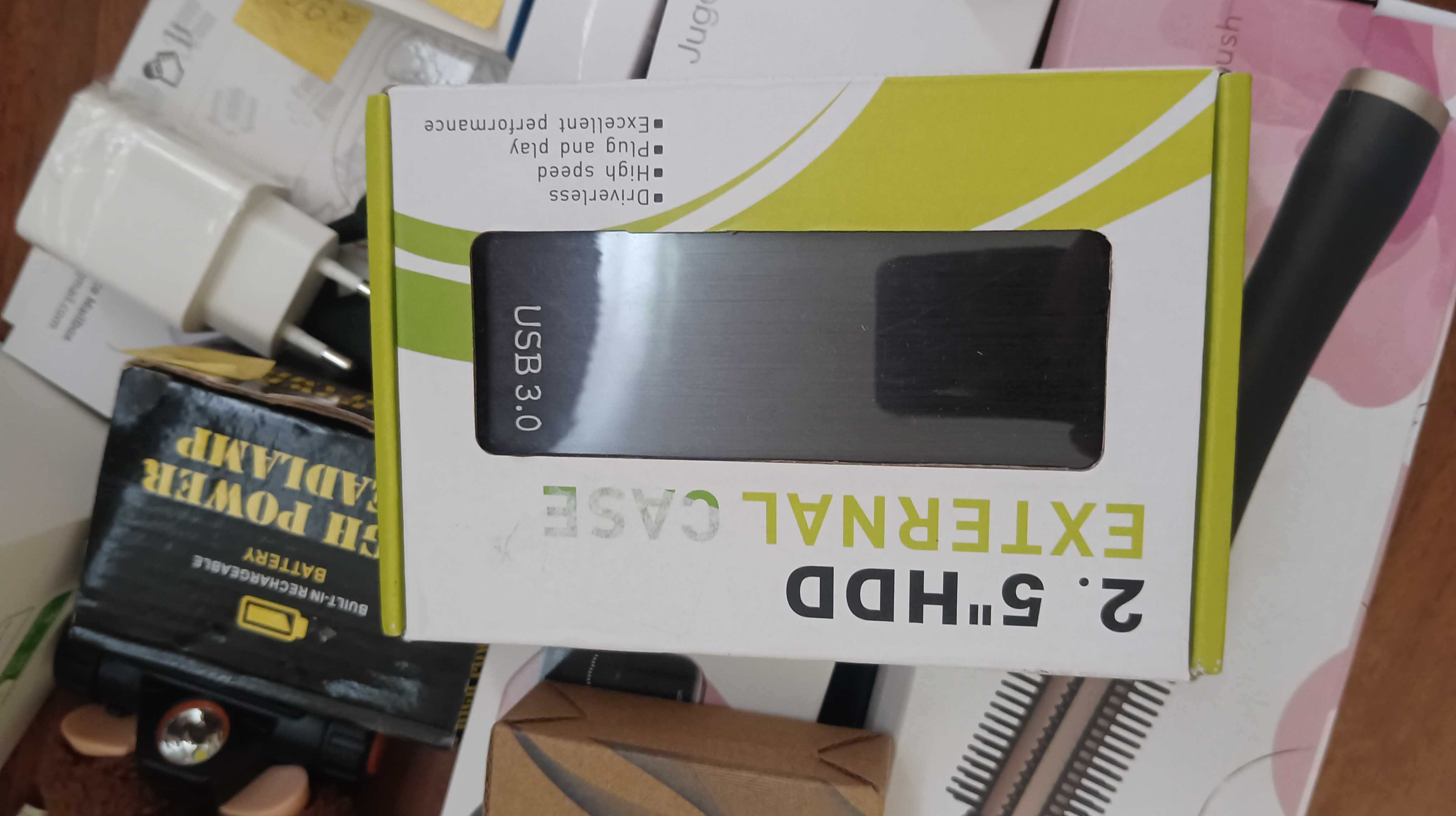 SSD зовнішні накопичувач 1 тб