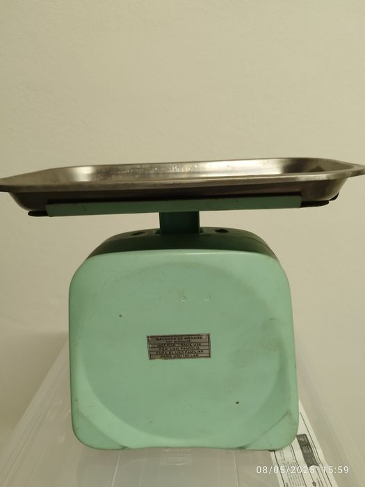 Balança antiga de cozinha, marca Masa, em muito bom estado.