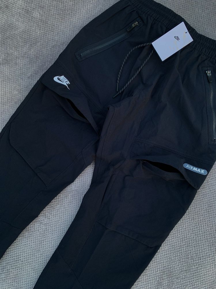 Nike Air Max WVN Cargo Pants BLK/WHT Size:M нейлонові карго штани нові