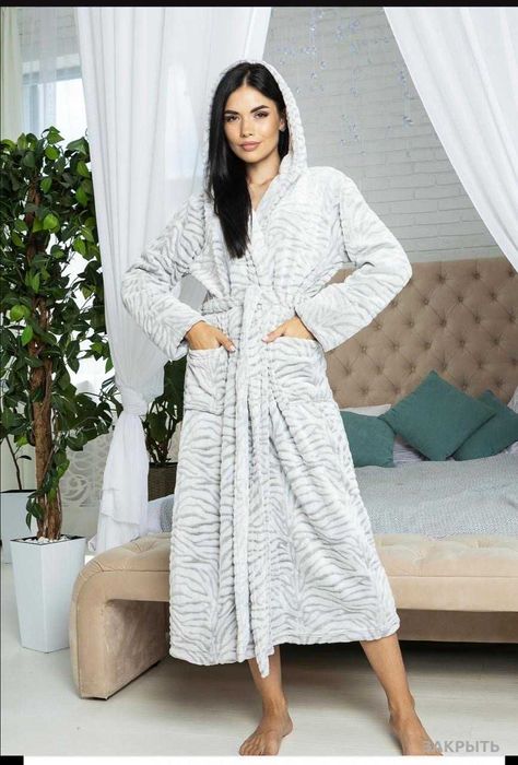 Женский махровый халат Romance / Халат с капюшоном на запах XL-6XL