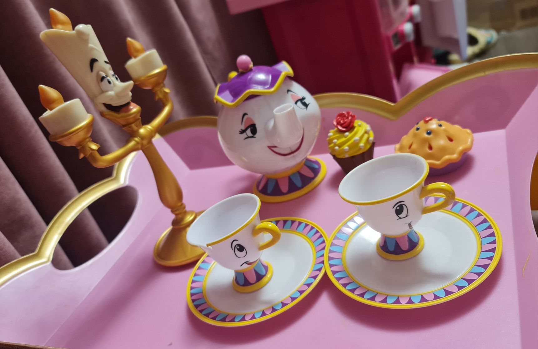 Тележка с чайным сервизом  Красавица и чудовище Disney