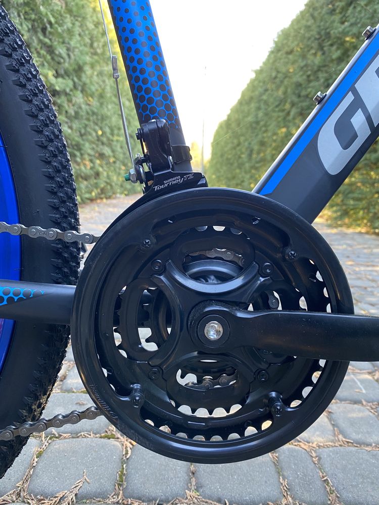 Гірський велосипед Greenway 26 Black-blue на литих дисках