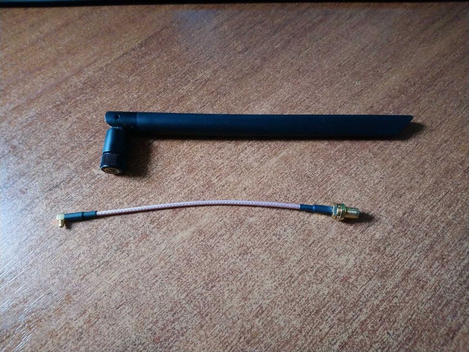 Пігтейл кабель разом з антеною  2.4G 5G 5.8G 10dbi 3G LTE antenna SMA