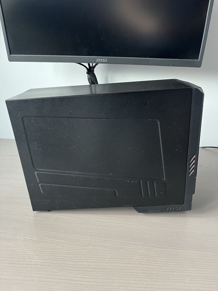 Komputer stacjonarny MSI Nightblade MI3 i5-7400/8GB/Win10 GTX1050Ti