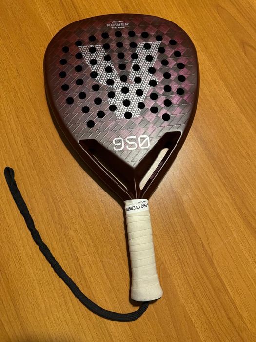 Raqueta de padel Volt 950 com capa