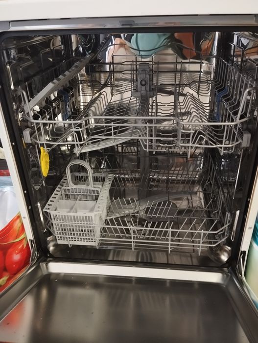 Maquina lavar loiça Indesit