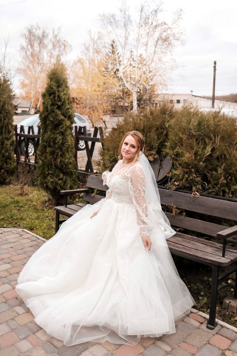 Весільна   сукня