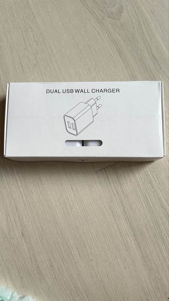 Zestaw ladowarek 2X USB 4 SZT.
