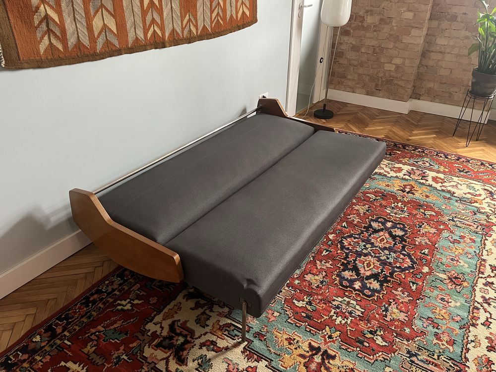 Sofa T458 kanapa tapczan PRL Różański Hałas