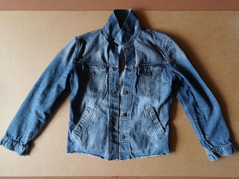 Два чоловічих джинсових піджаки (куртки)