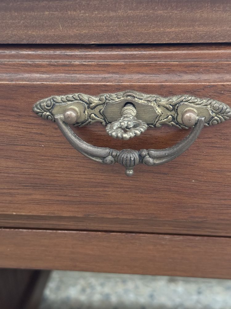 Secretaria em madeira maciça