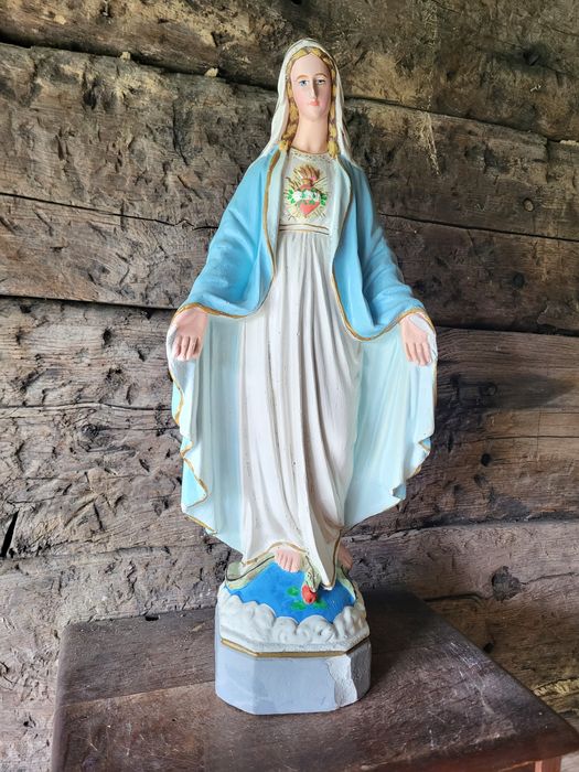 Stara figurka Maryja Niepokalana Matka Boża