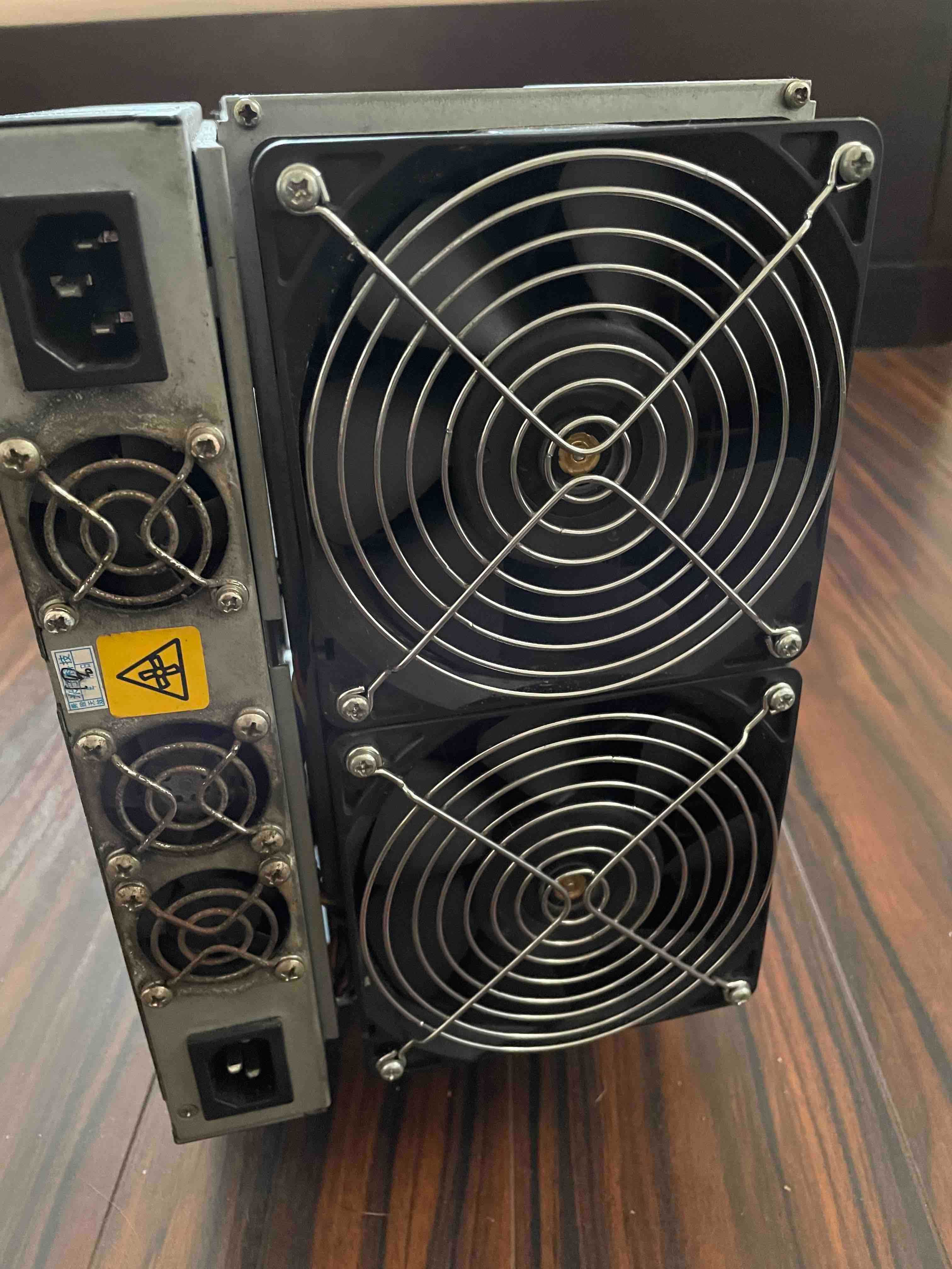 Antminer t17 42th (под ремонт)