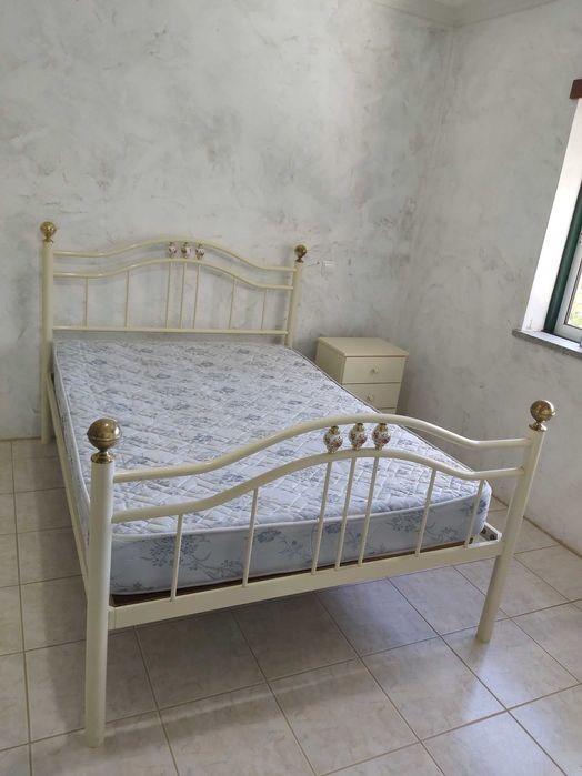 Cama de ferro 183*133 vintage