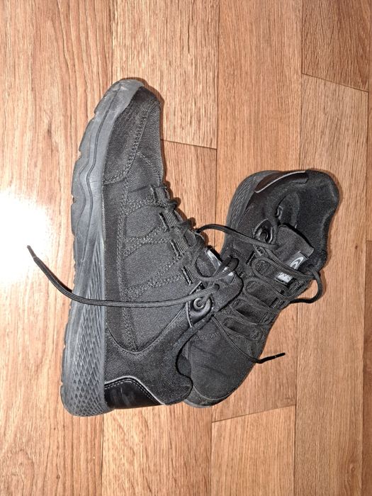 Нове взуття outwventure