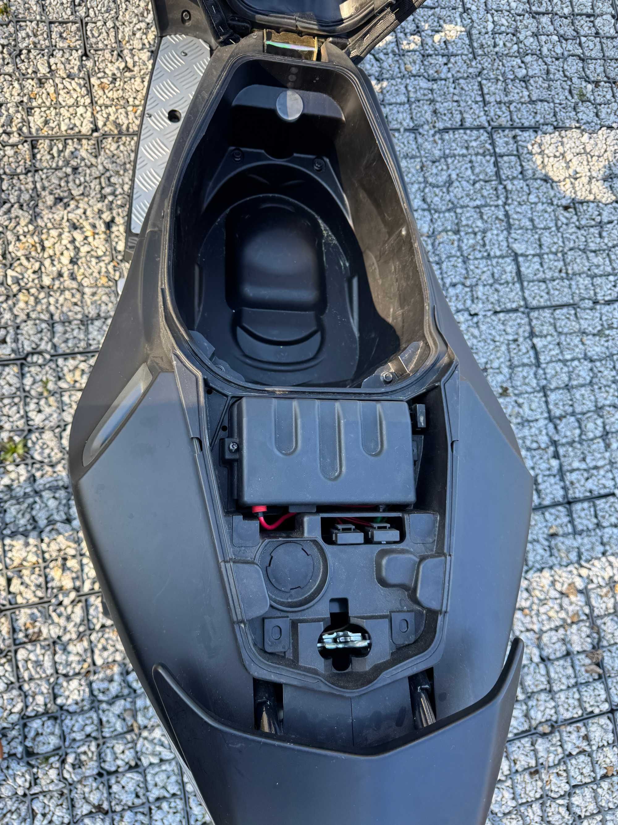 Peugeot SpeedFight 4 49cm3