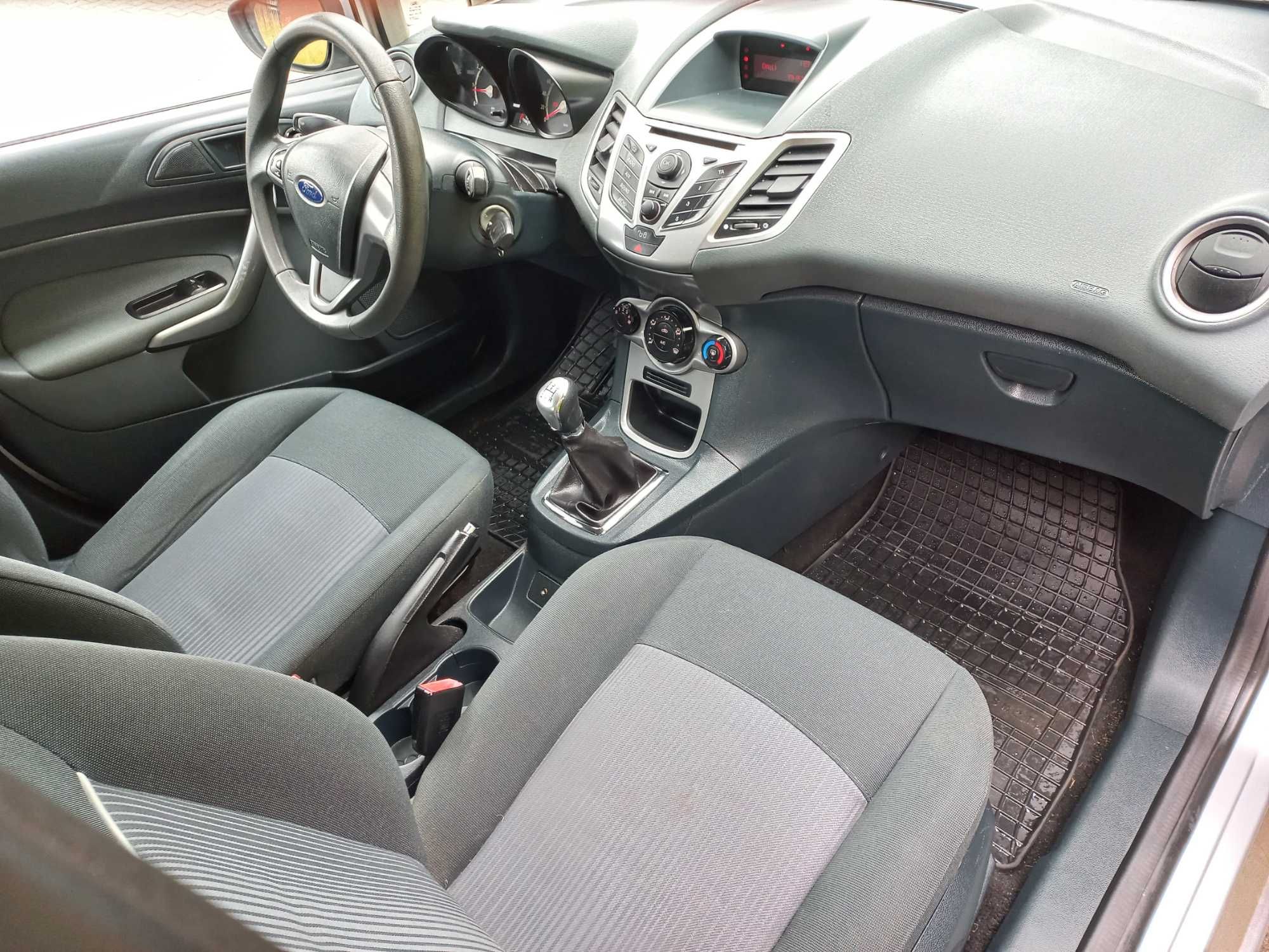 Ford Fiesta Silver X 5drzwi klima 82KM śliczny jak nowy