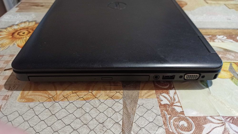 Dell Latitude E5440 i5-4310U 4ГБ DDR3 HDD 500ГБ 14"