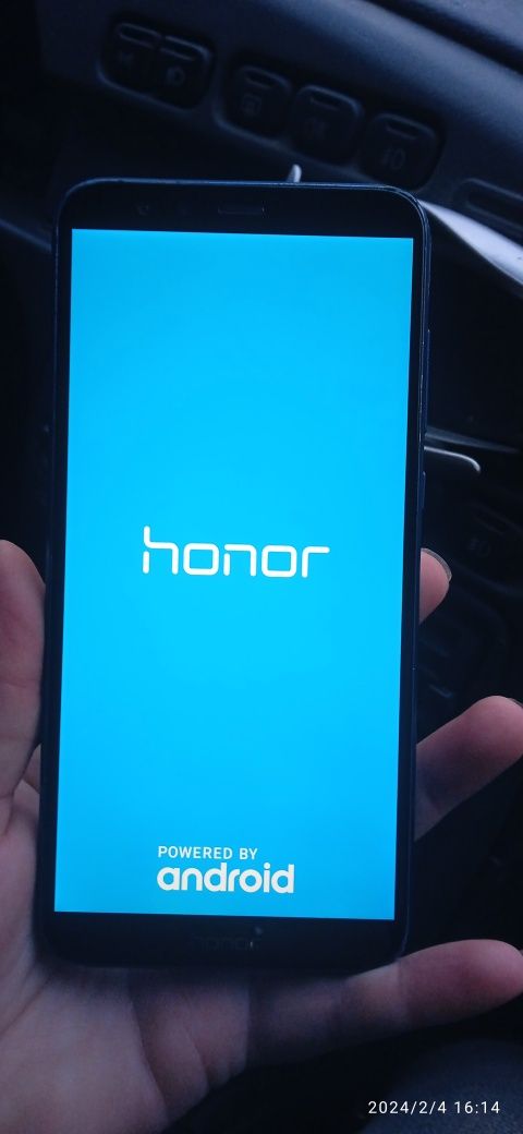 Мобільний телефон honor9