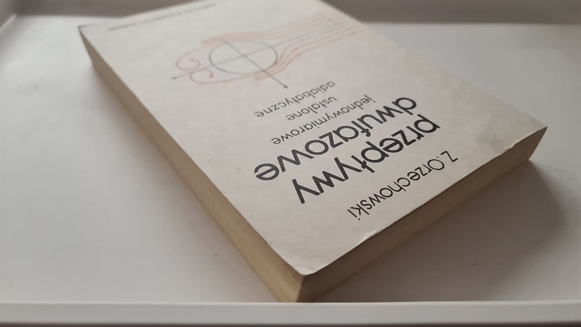 Przepływy dwufazowe jednowymiarowe ustalone adiabatyczne Zdzisaw Orzec