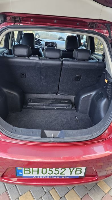 Сдам в аренду nissan leaf, 450грн